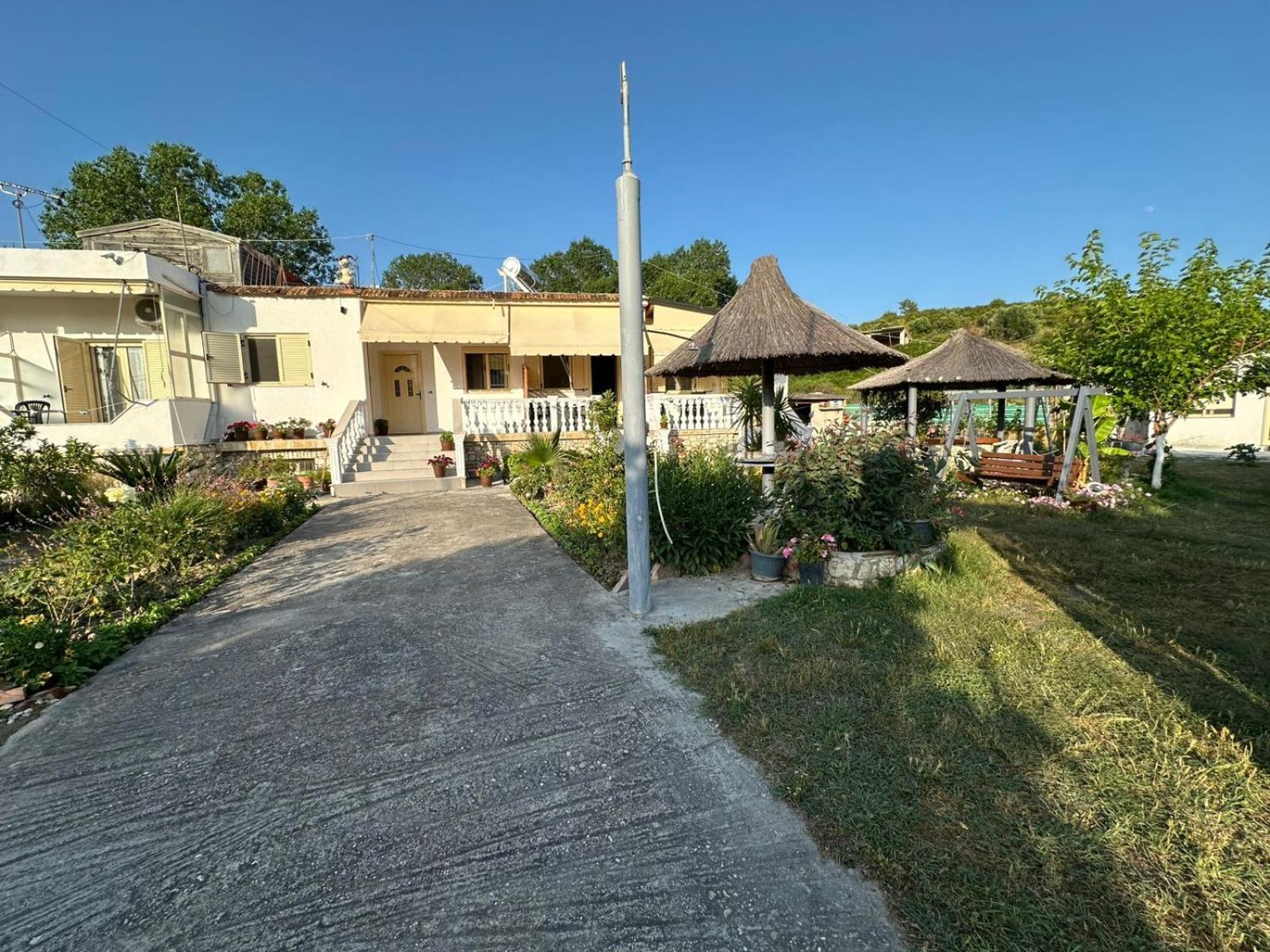 Hotel Andi Zverneci